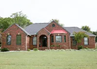 Cozy ranch house that's 10-15 minute from Historic downtown & Arrington Vineyard