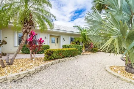 Key Colony Beach Paradise