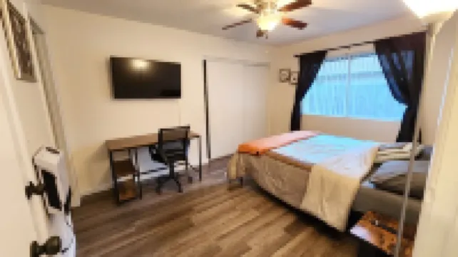 SALE! Peaceful, Clean, 4x Queen Bed, Spacious!