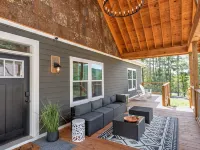 Spacious Mountain Retreat! Hot Tub, Game Room, Near Asheville Hotels in Fairview
