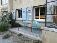 Apartment like a house 4 p 95 m2,3 bedrooms mountain view - outside access