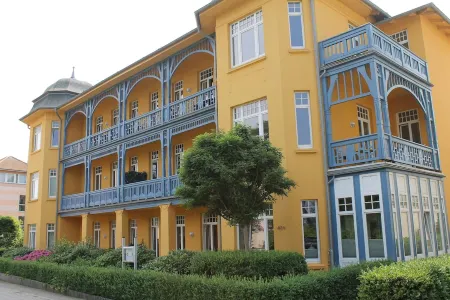 Holiday apartment near the beach