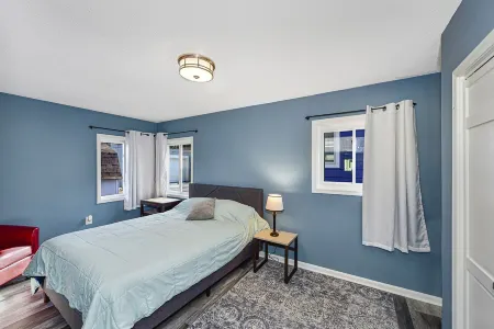 ⚓️Direct lake view with available Tritoon boat rental