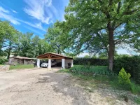 Jolie Villa Familiale Avec Piscine Dans le Var Các khách sạn ở Callian