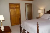 Spacious Retreat with Outdoor Firepit & Large Deck Hotels in Robertson