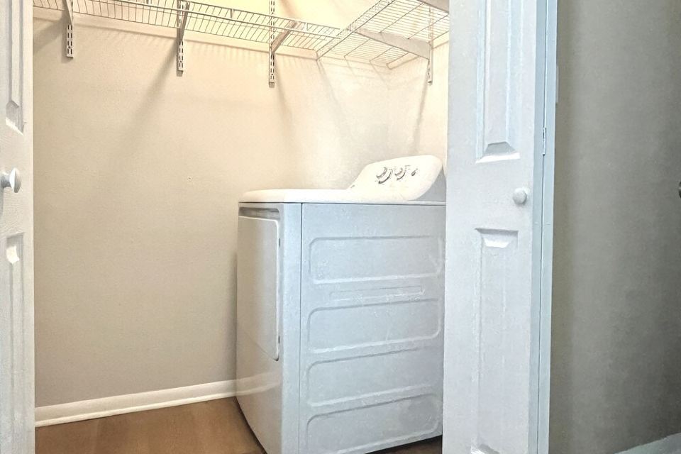 Photo 6 of 6