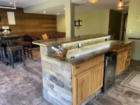 Large, 3 bedroom  Cottage on Black River sleeps up to 10. Hotels in Port Huron