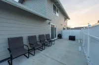 The Salty Duplex (Right Side)