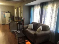 Cozy cottage in the park -yet close to the  action