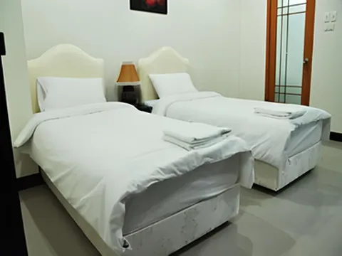 รูปภาพของโรงแรมควีนพาเลส