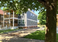 Starlight: Gorgeous 2-bedroom, Skylights, Close to Yale & Downtown New Haven