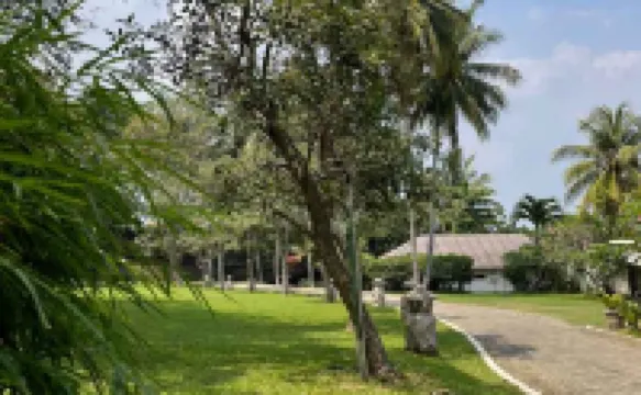 Bukit Arumdalu Hotels near Anyer Beach