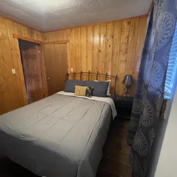 SKI Cool Cabin in the Woods