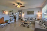 Serene Zen Retreat: Tranquil 3-Bed, 2-Bath Oasis in Palm Beach Gardens