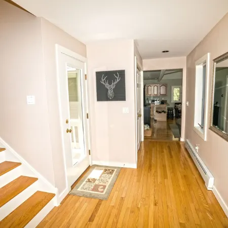 Killington Summer Retreat: Air Conditioned - Sleeps 8 - Fire Pit & Bike Shed