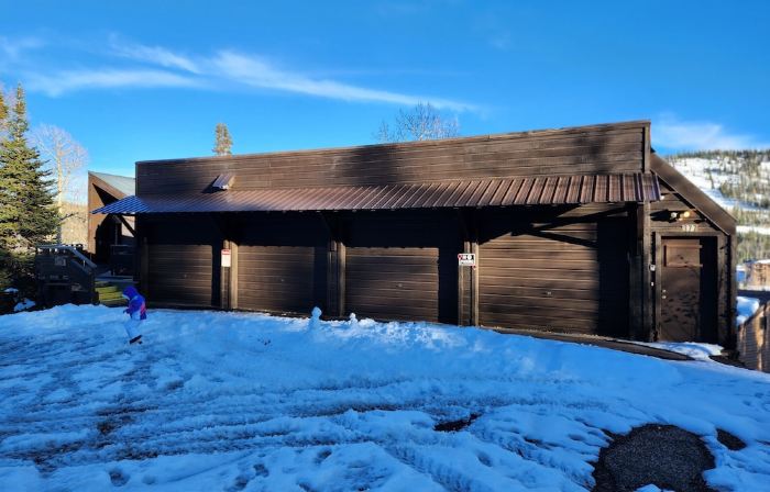 Unique Executive Multi Level Residence Unparalleled Views  WiFi Sat Hot Tub