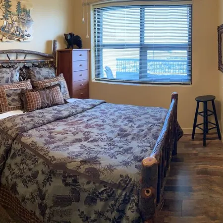 Grandfather Glory. A Luxury Condo With Spectacular View of Grandfather Mountain