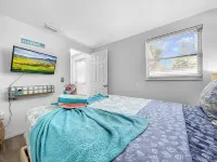Charming, Family Friendly Newly Renovated Duplex on Holmes Beach.