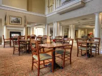 Holiday Inn Express & Suites Southern Pines-Pinehurst Area Hotel di Southern Pines