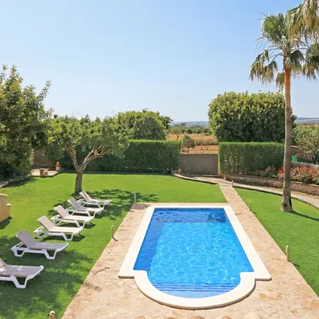 Finca Marti Ferrer: Private Swimming Pool, Garden, Barbecue, WiFi, Air Conditioning.