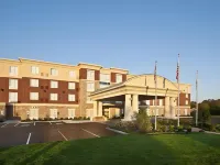 Holiday Inn Express & Suites Dayton South - I-675 Отели рядом с достопримечательностью «Centerville Elks Football Stadium»