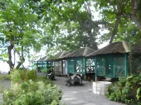 Algen's Dive Resort