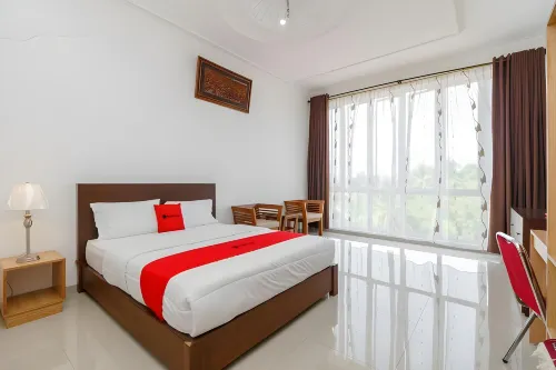 RedDoorz Syariah Near Lahat Station Các khách sạn ở Lahat