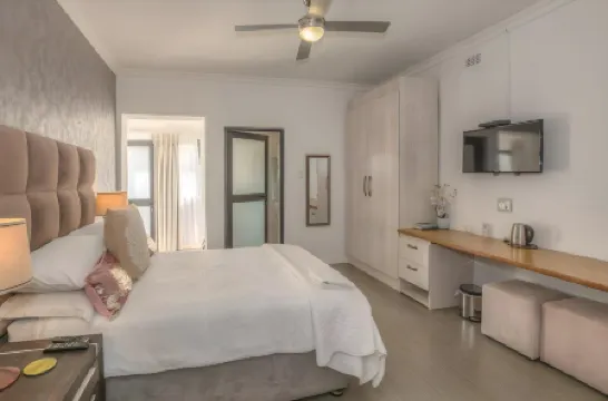 卡什米爾套房酒店