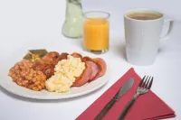 Holiday Inn Express LEEDS - EAST by IHG - breakfast