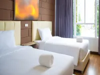 The Zell Budget Hotel Buriam - 2-Star