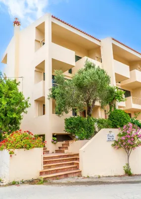 Orestis Hotels in Mousoures