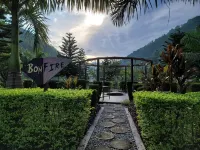 Kunkhet Valley Resort - موقف سيارات