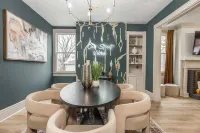 The White House on Oak - Minutes from Louisville - Homestays