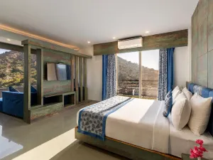 Via Lakhela Resort & Spa