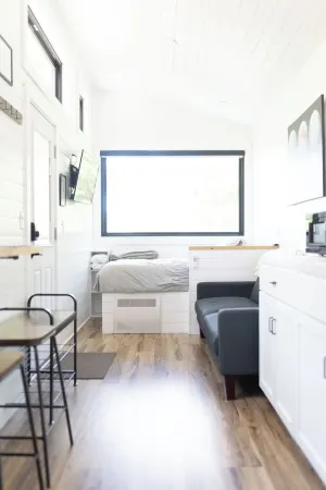 Moonbase Tiny Home - Titan Отели в г. Lincoln County