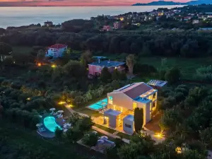 Alonaki Resort