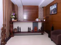 Green Paradise Hotel Hotel di Thingangyun