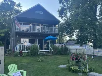 Lovely waterfront 2 bedroom apartment 니미질라 저수지 주변 호텔