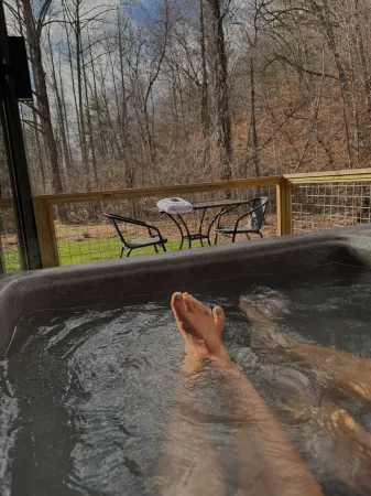 Trillium RetreatCozy, Stylish, and Modern Oasis 10 Minutes From Asheville NC Отели рядом с достопримечательностью «Charles D Owen Park»