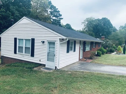 Little Granny's House - 3 Bedroom, 1 Bath