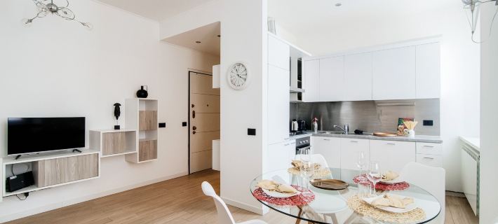 Myhomeincomo - Promenade Hotels in Cernobbio