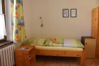 Pension zur „Wartburg“ Hotels in Neißeaue