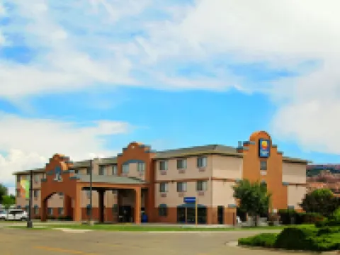 Comfort Inn & Suites Hotels in Mesa County