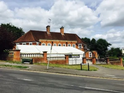 Wendover Arms Hotel