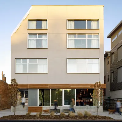 Gravity Haus Denver デンバー・コロシアム周辺のホテル
