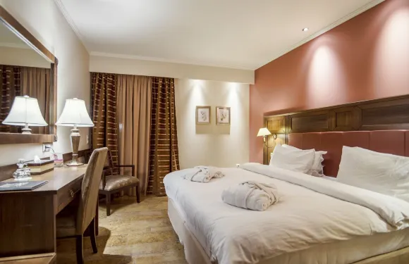 塞拉斯提那精品酒店