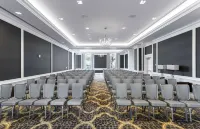 Hilton Columbus at Easton Hotels in Columbus