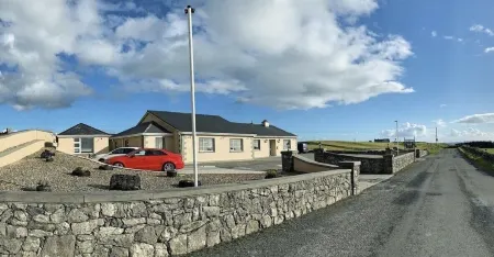 Glasha Meadows Accommodation Отели в г. Клэр