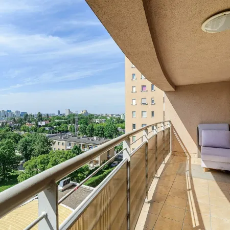 P&O Apartments Ostrobramska Отели рядом с достопримечательностью «Вавер»