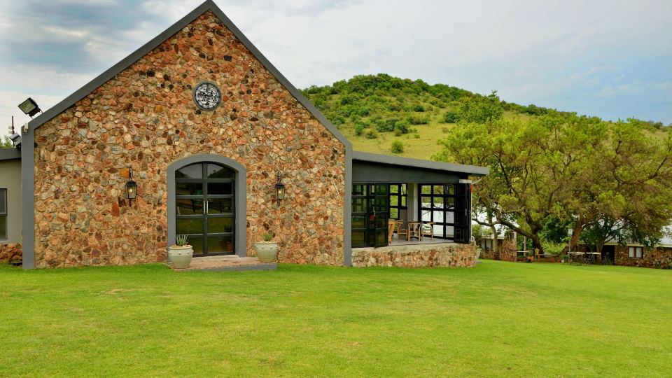 Thanda Manzi Country Hotel